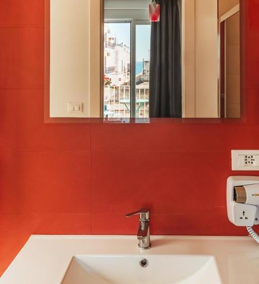 Fema B&b Housea Travel