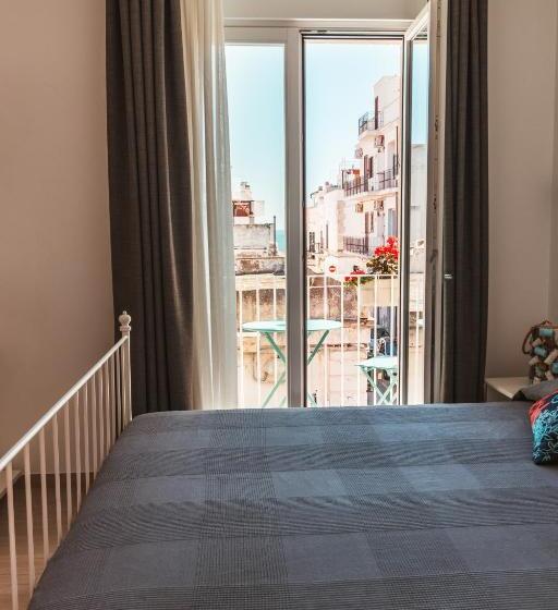 Fema B&b Housea Travel