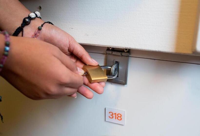 ユースホステル Backpackers Göteborg