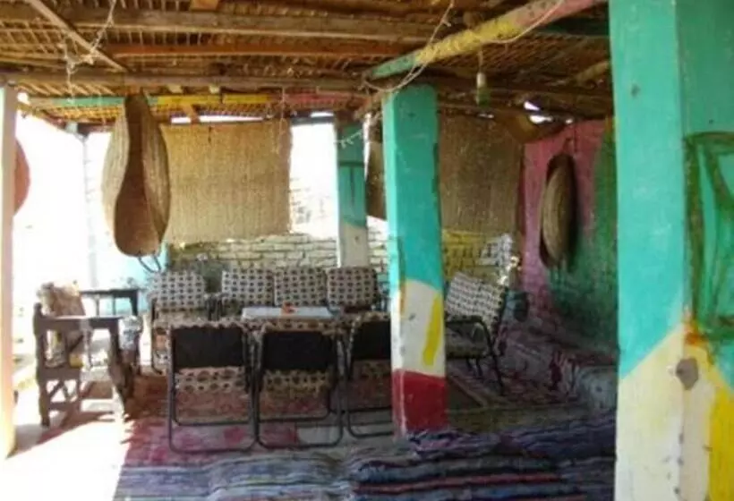 هاستل Bob Marley House Sherief Hotel Luxor