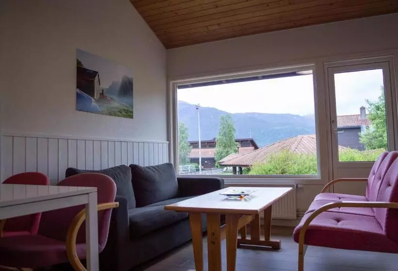هاستل Sogndal Bed & Breakfast