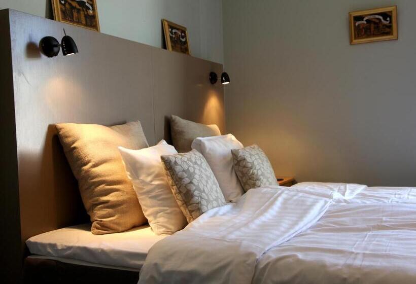 Bed and Breakfast Gripsholms Bnb