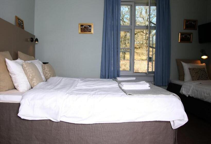 Bed and Breakfast Gripsholms Bnb