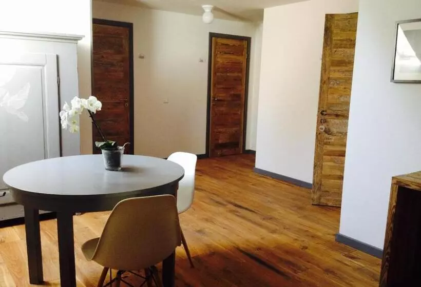 هتل 2 Baloži