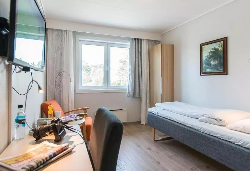 Almaas Hotell Stord As
