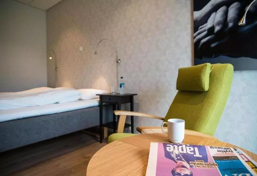 Almaas Hotell Stord As
