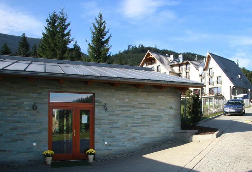 Hotelli Beltine Forest