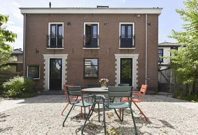 Hotelli De Gravin