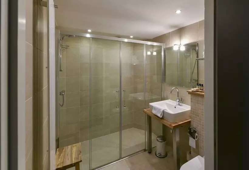 Hotelli De Gravin