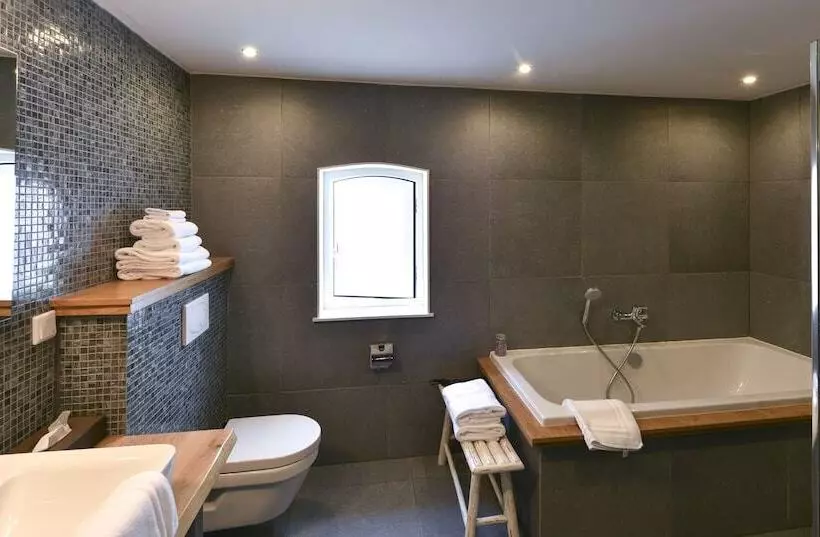 Hotelli De Gravin