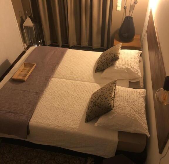 בית מלון כפרי Le Baroudeur