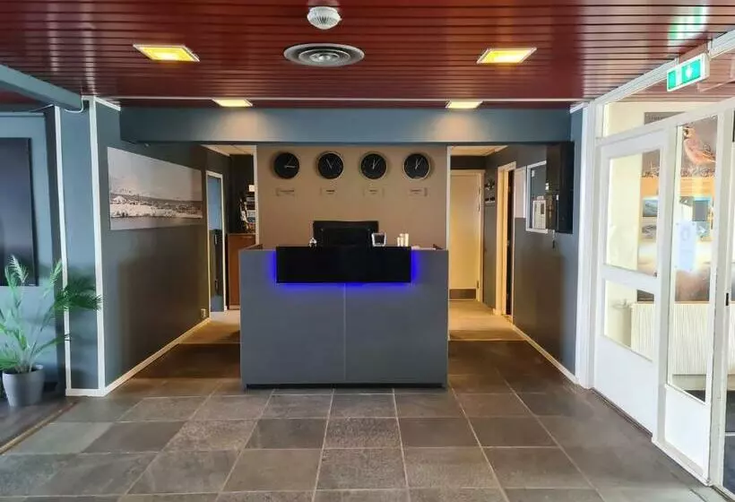 هتل Vardø
