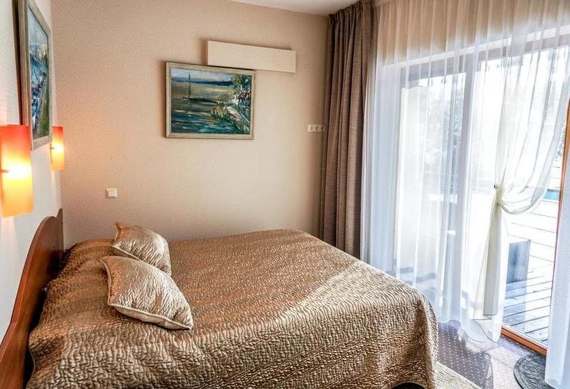 هتل Vila Vitalija