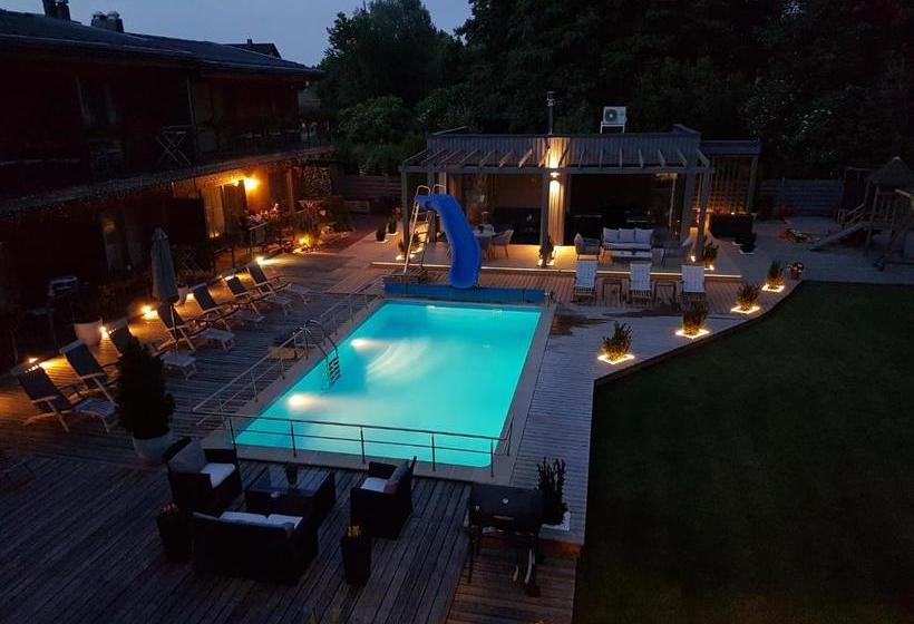 هتل Vila Vitalija