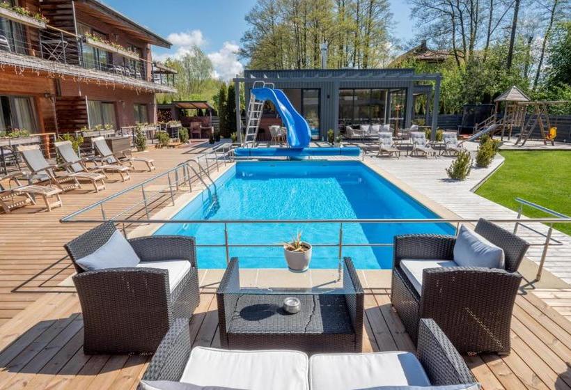 هتل Vila Vitalija