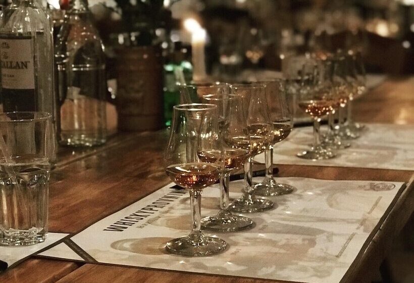 Otel Wardshuset Bredaryd