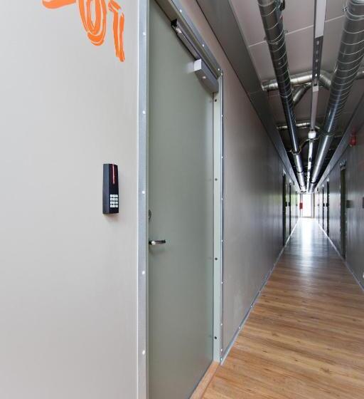 Just Rest Automatic Hostel