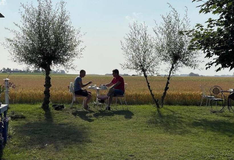 Peppinge Bed & Breakfast