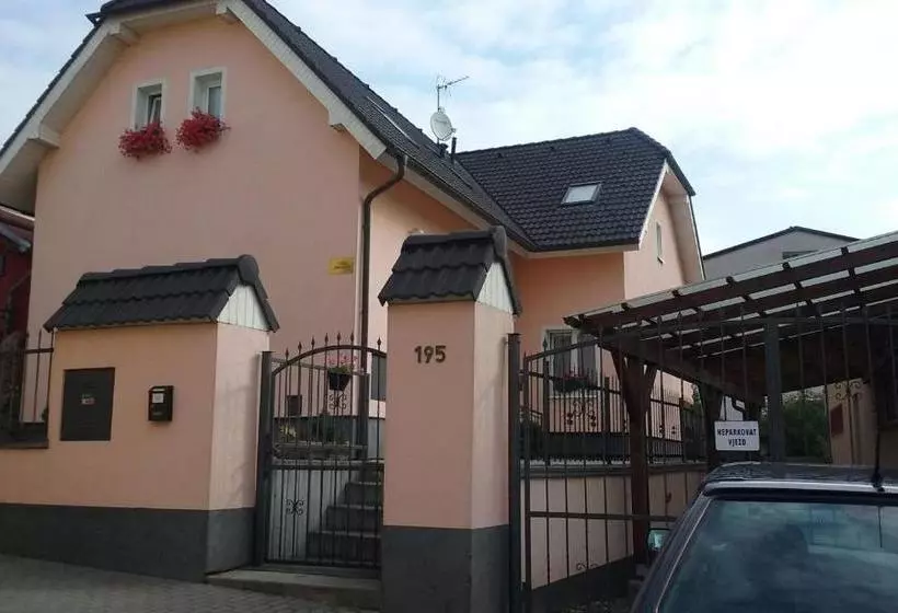 Villa Amenity
