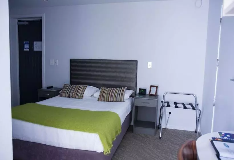 850 Cameron Motel