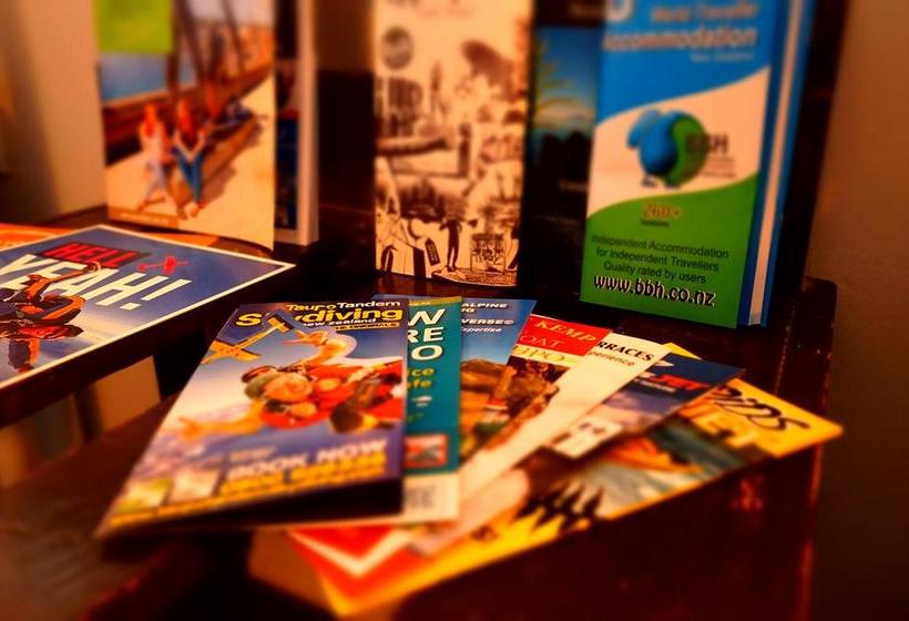 הוסטל Berkenhoff Lodge