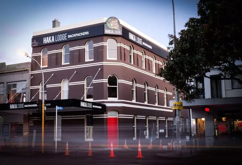 هاستل Haka House Auckland K Road