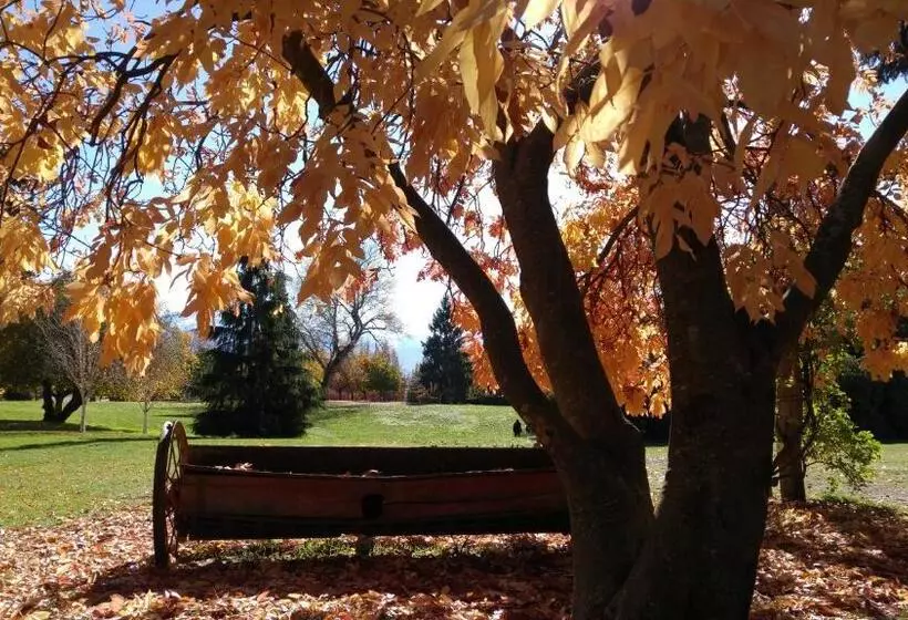 Retkeilymaja Zula Lodge