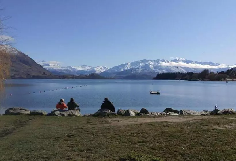 Retkeilymaja Zula Lodge