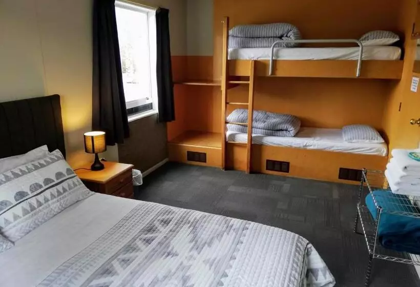 Retkeilymaja Zula Lodge