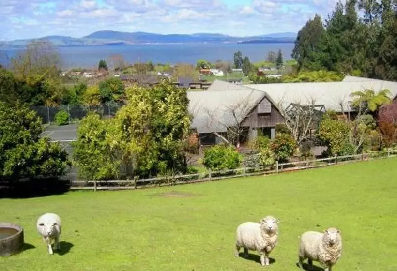 ベッドアンドブレックファースト A Panoramic Country Homestay