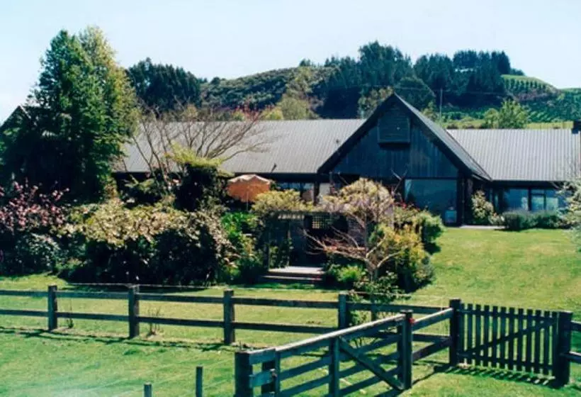 ベッドアンドブレックファースト A Panoramic Country Homestay