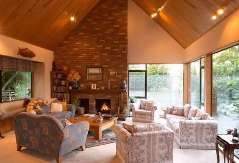 ベッドアンドブレックファースト A Panoramic Country Homestay