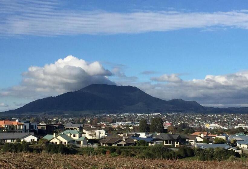 مبيت وإفطار Punawai Homestay