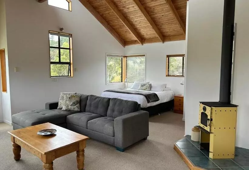 ベッドアンドブレックファースト Summerspring Beachfront Accommodation