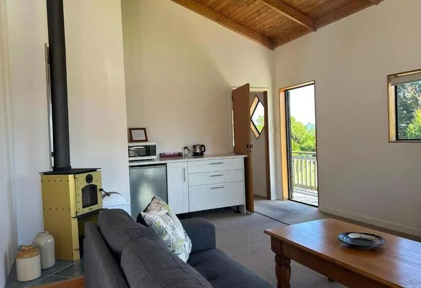 ベッドアンドブレックファースト Summerspring Beachfront Accommodation