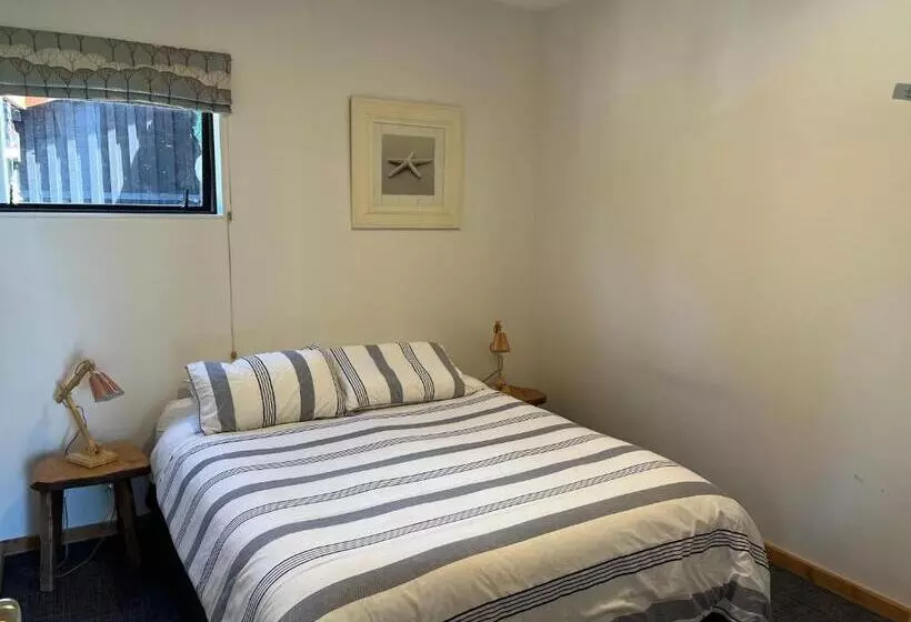 ベッドアンドブレックファースト Summerspring Beachfront Accommodation