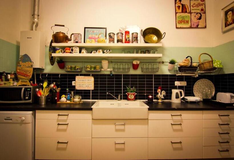 Cascais Boutique Hostel