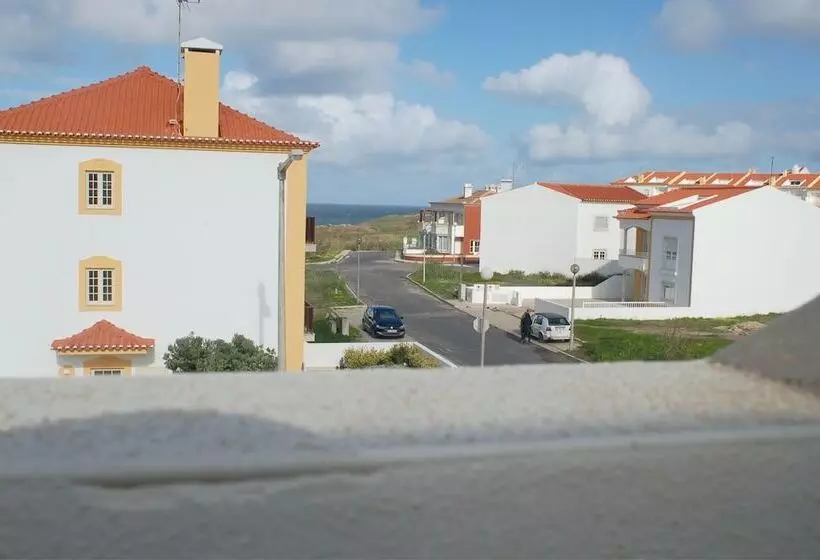 Hotelli Baleal Spot