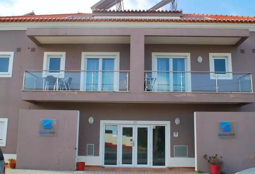 Hotelli Baleal Spot