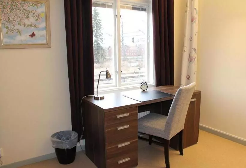 Stationshusets Hotell Och Café Fd Hotell Lilla Station