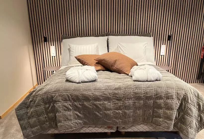 Hotelli L Ronja