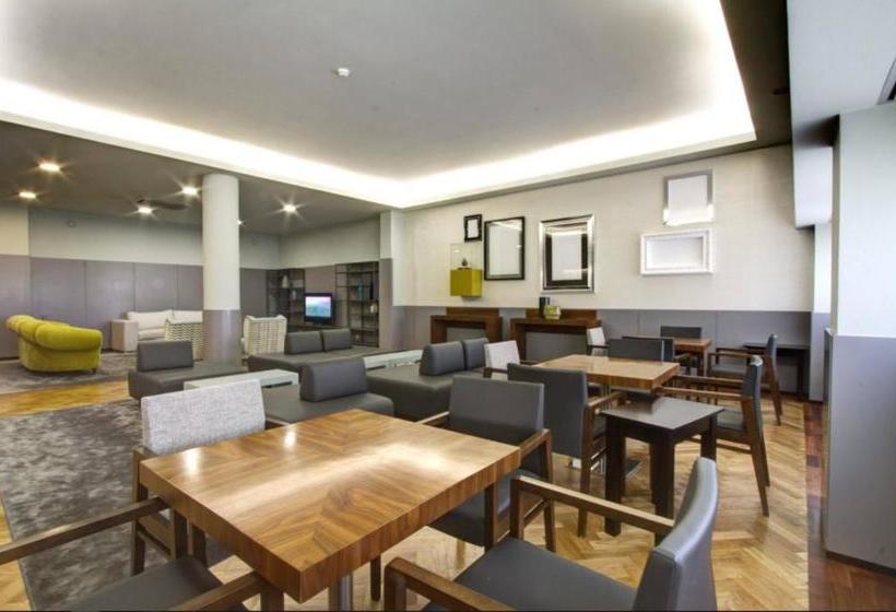 هتل Paços Ferrara