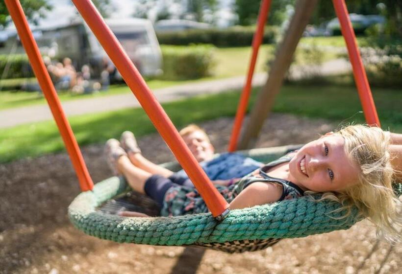 فندق Ringsjãƒæ’ã‚â¶strand