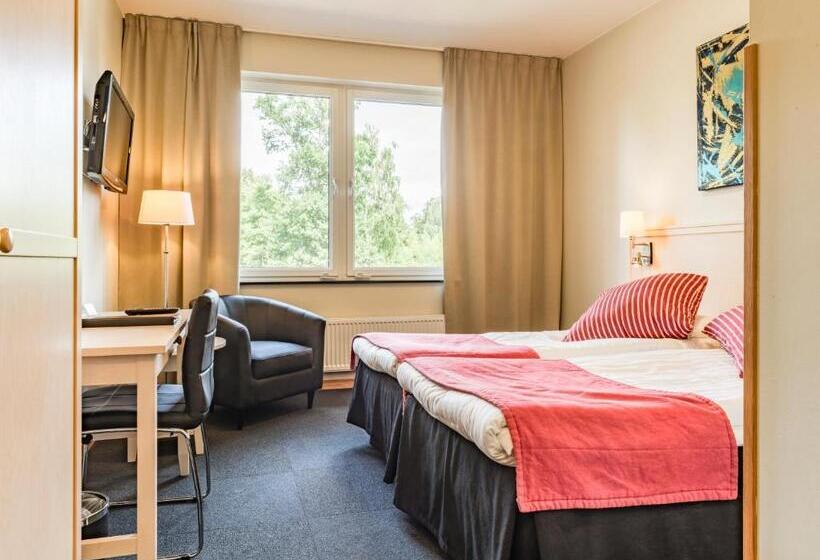 فندق Ringsjãƒæ’ã‚â¶strand