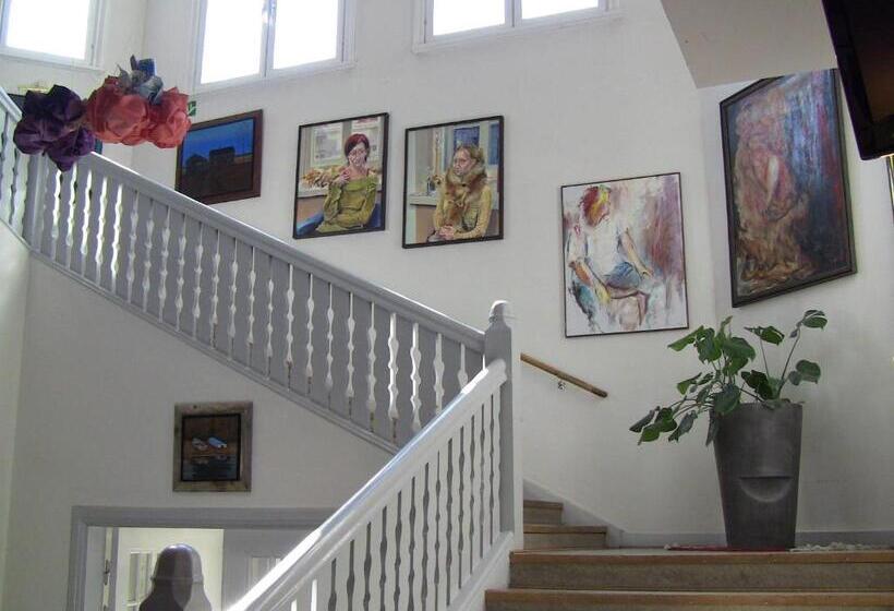 هتل Svefi Vandrarhem Hostel