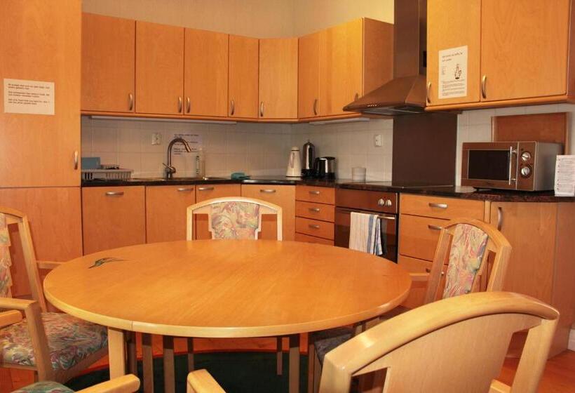 هتل Svefi Vandrarhem Hostel