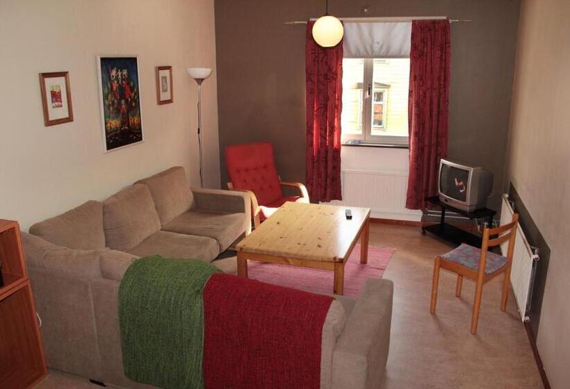 هتل Svefi Vandrarhem Hostel