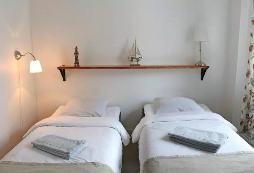 ホテル Svefi Vandrarhem Hostel