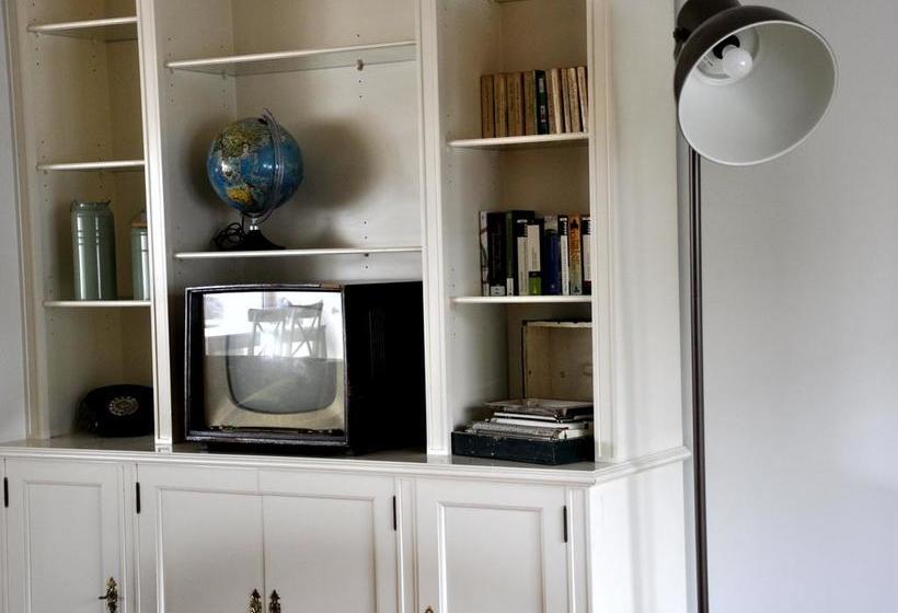 Lisbon Family Hostel