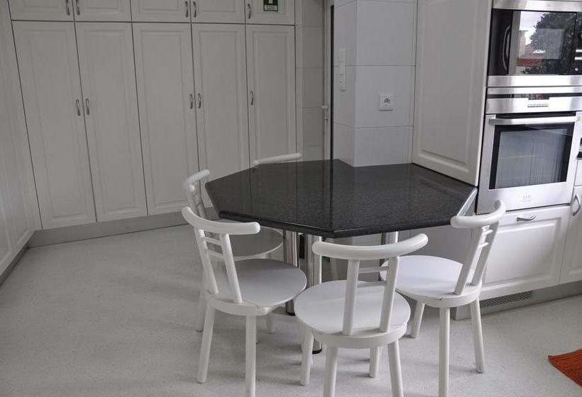 Lisbon Family Hostel